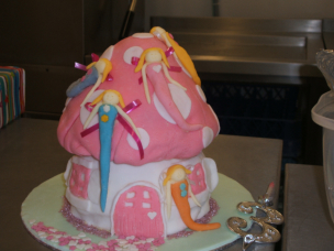 Fairy Toadstool birthday cake
